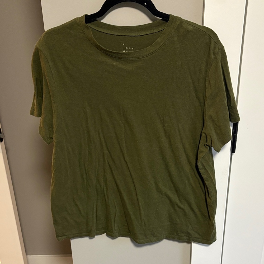 A New Day Forest Green Short Sleeve Tee